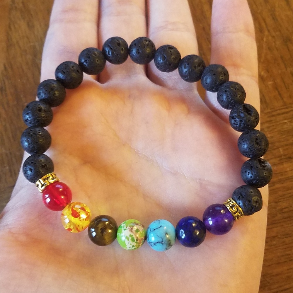 New 7 Chakra Beaded Lava Rock Rainbow Bracelet - Picture 3 of 6